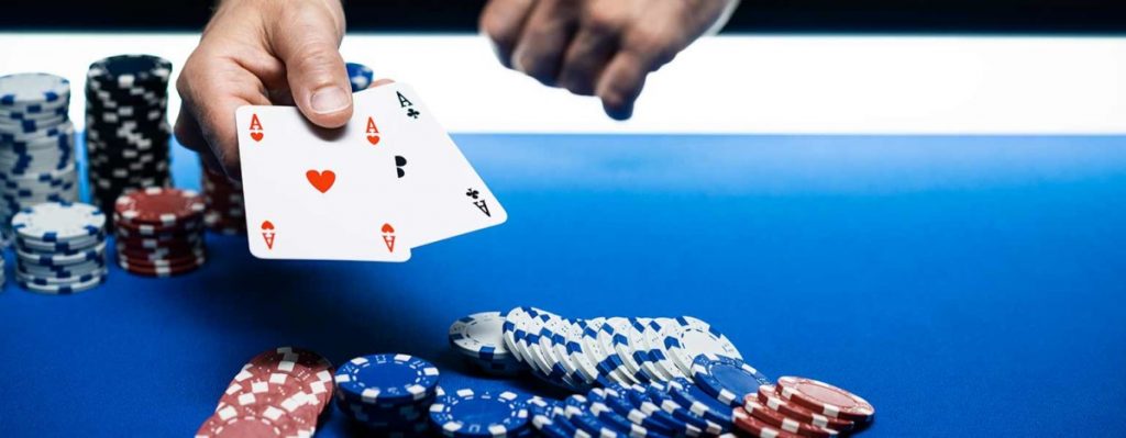 Online poker gambling